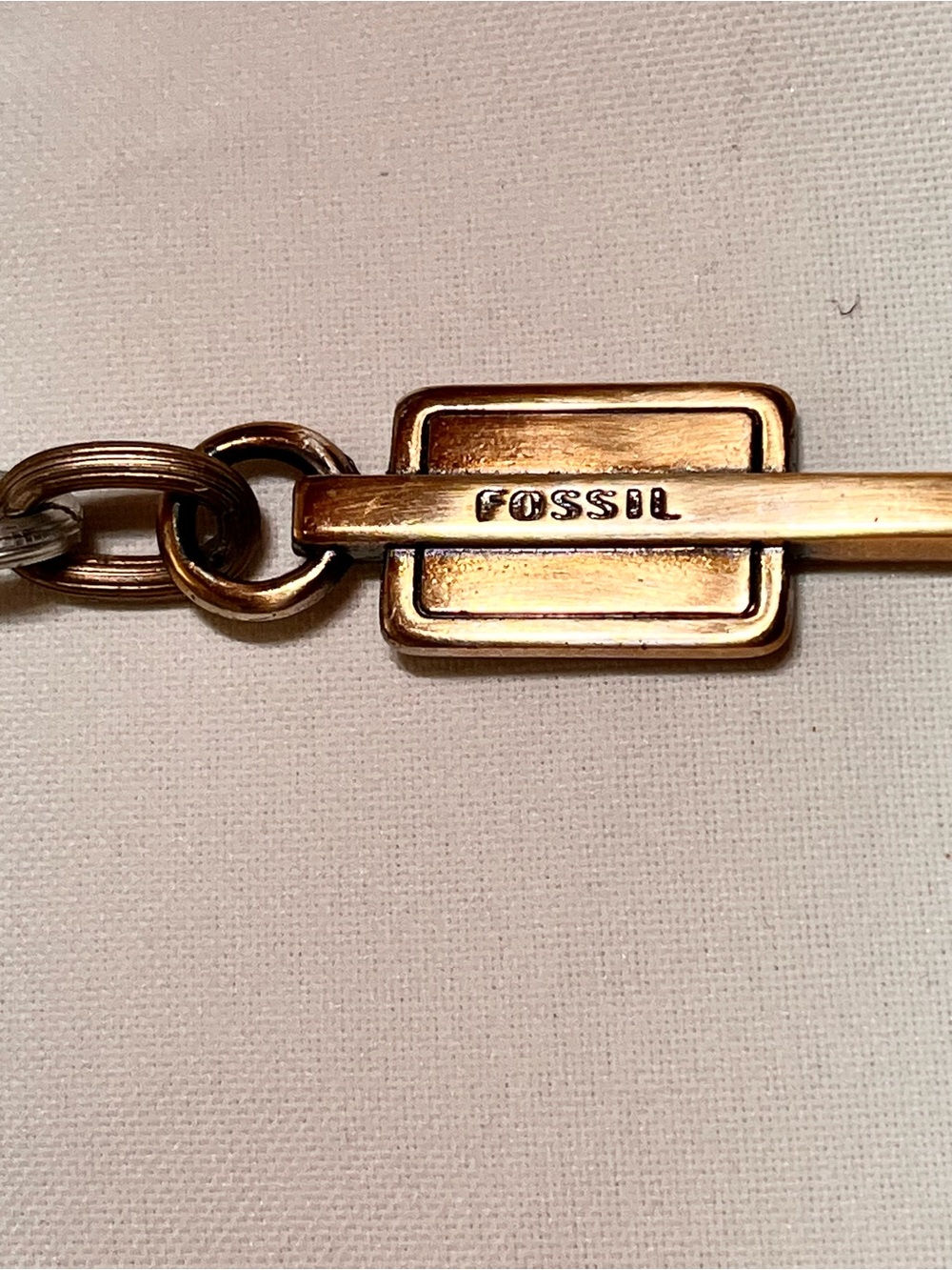 Fossil Keychain - Picture 2 of 3